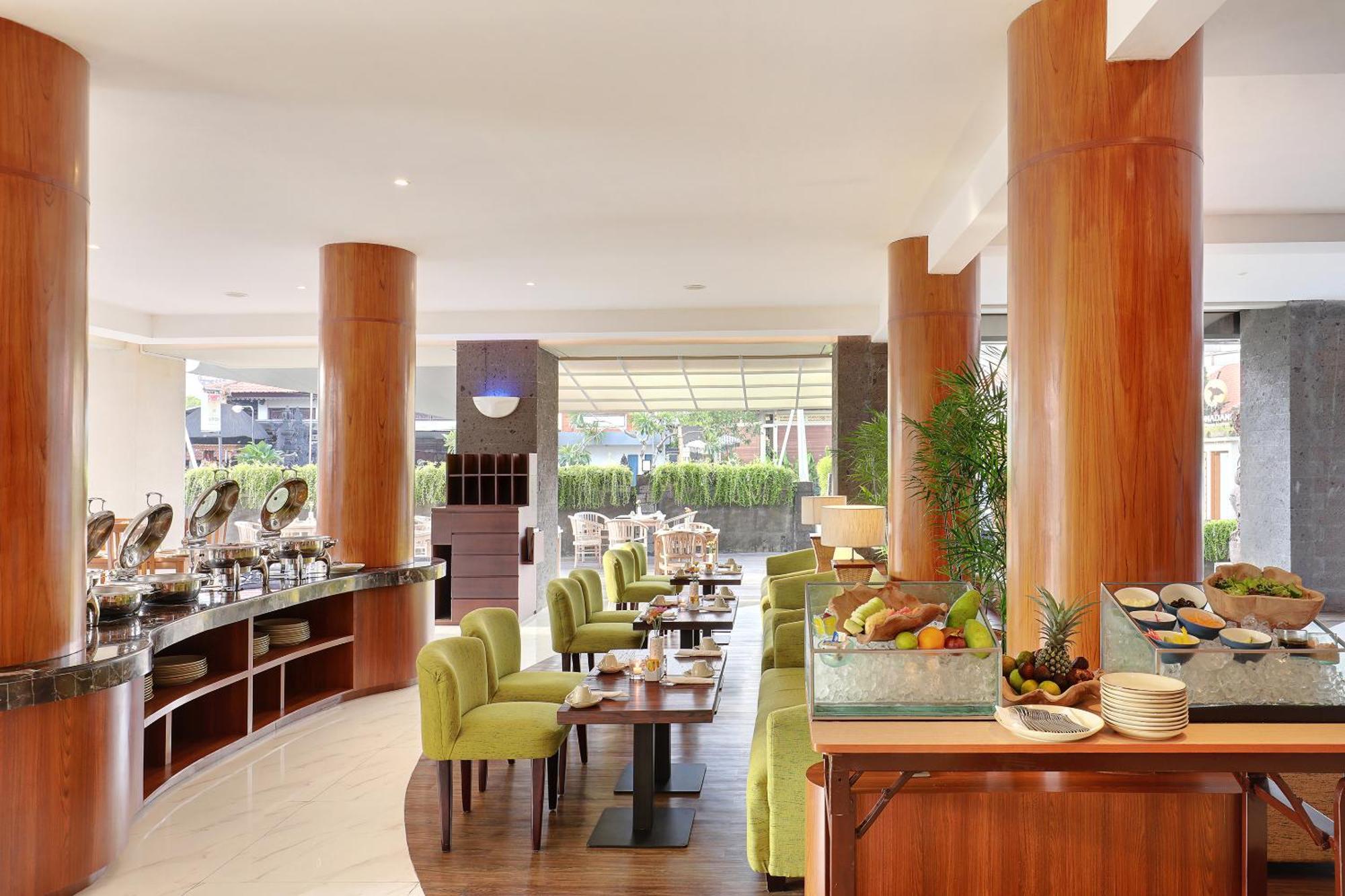 Townhouse Oak Signature 4* Sanur (Bali)