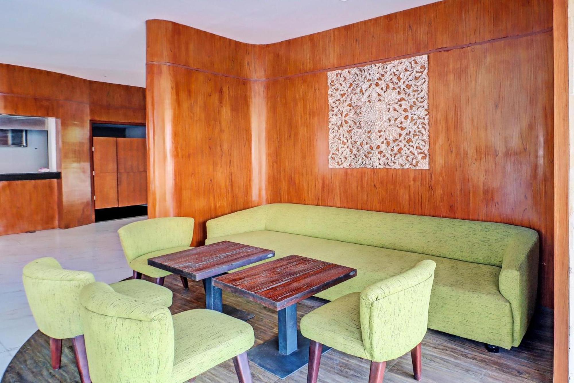 Townhouse Oak Signature Hotel Sanur (Bali)