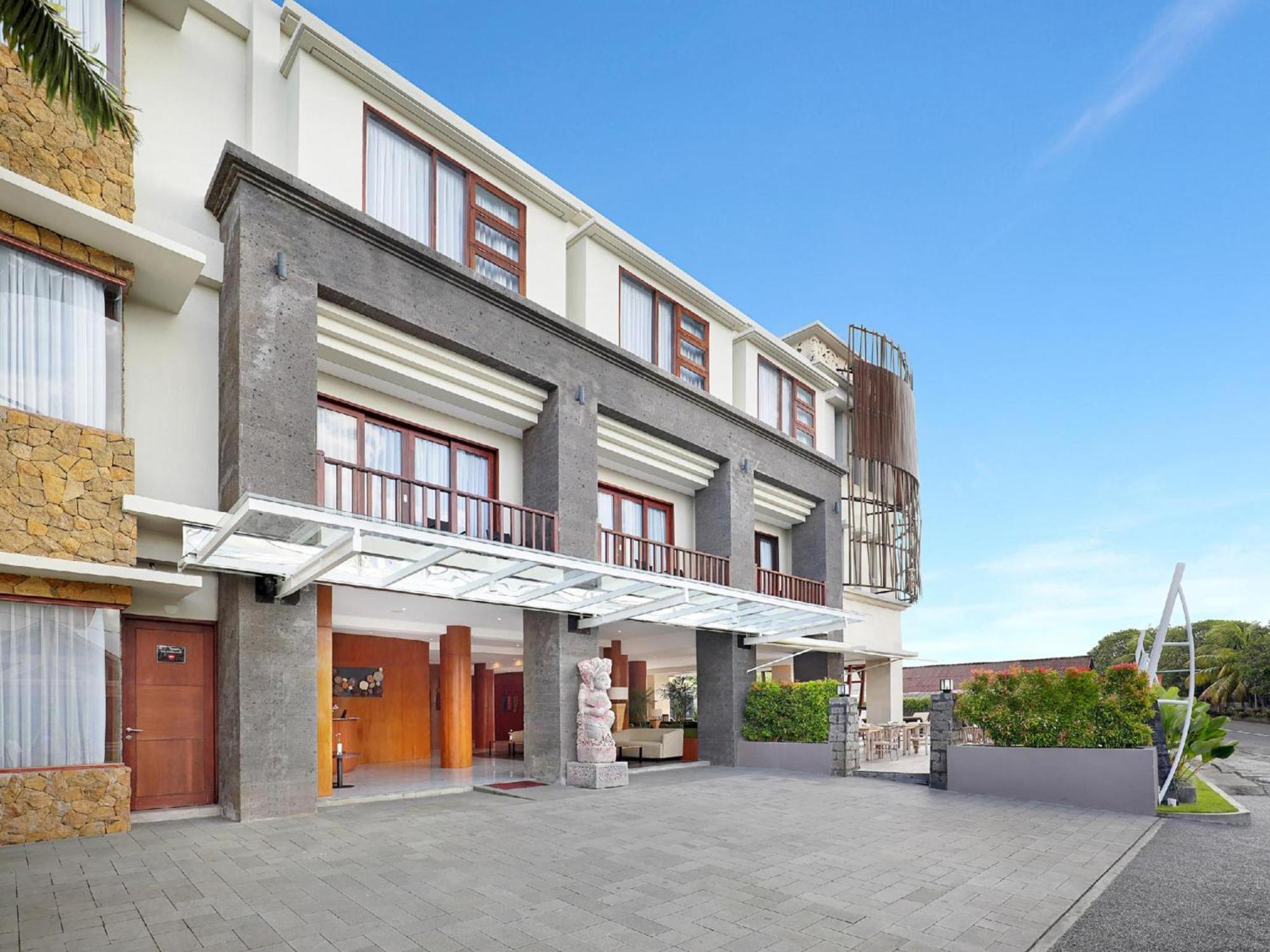 Palette Signature Hotel